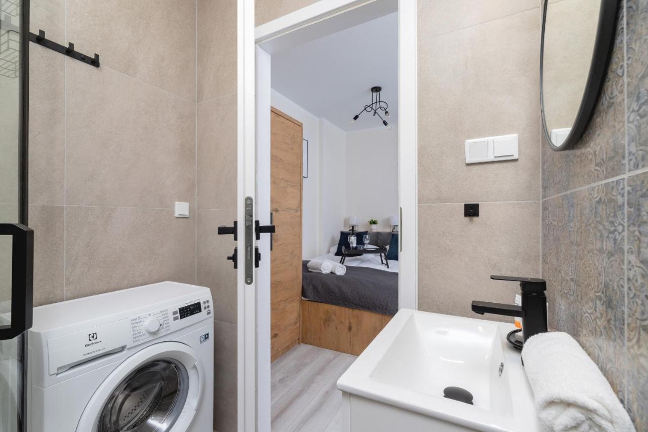 Modern Studio Cracow Rakowicka 14 By Noclegi Renters Krakow Exterior photo