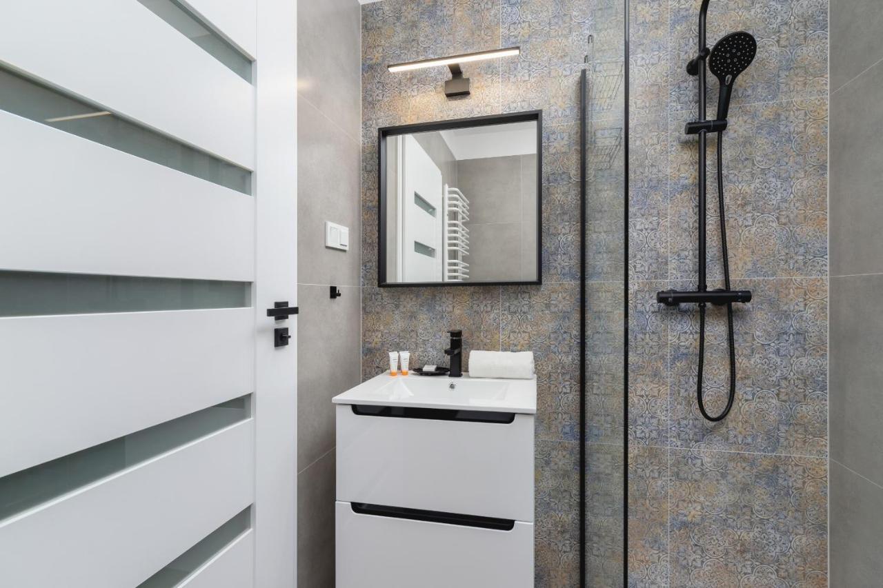 Modern Studio Cracow Rakowicka 14 By Noclegi Renters Krakow Exterior photo